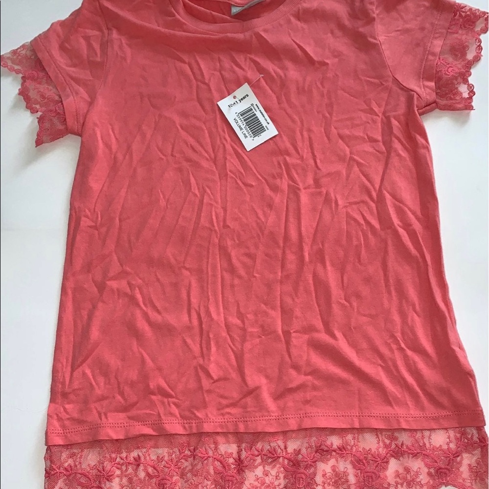Girl’s Top Size (10/11)